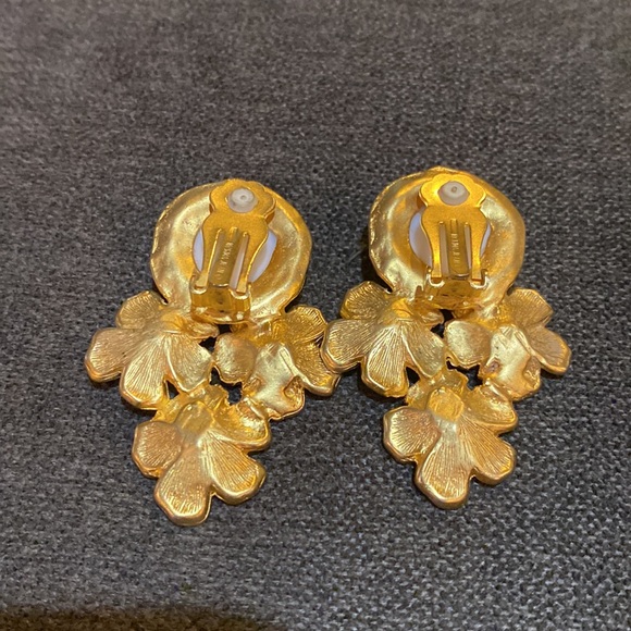 Norma Jean Clip On Earrings - Picture 2 of 3